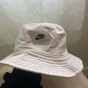 Nike white bucket hat